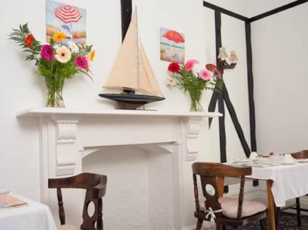 Sandy Bay Guest House Bournemouth Esterno foto