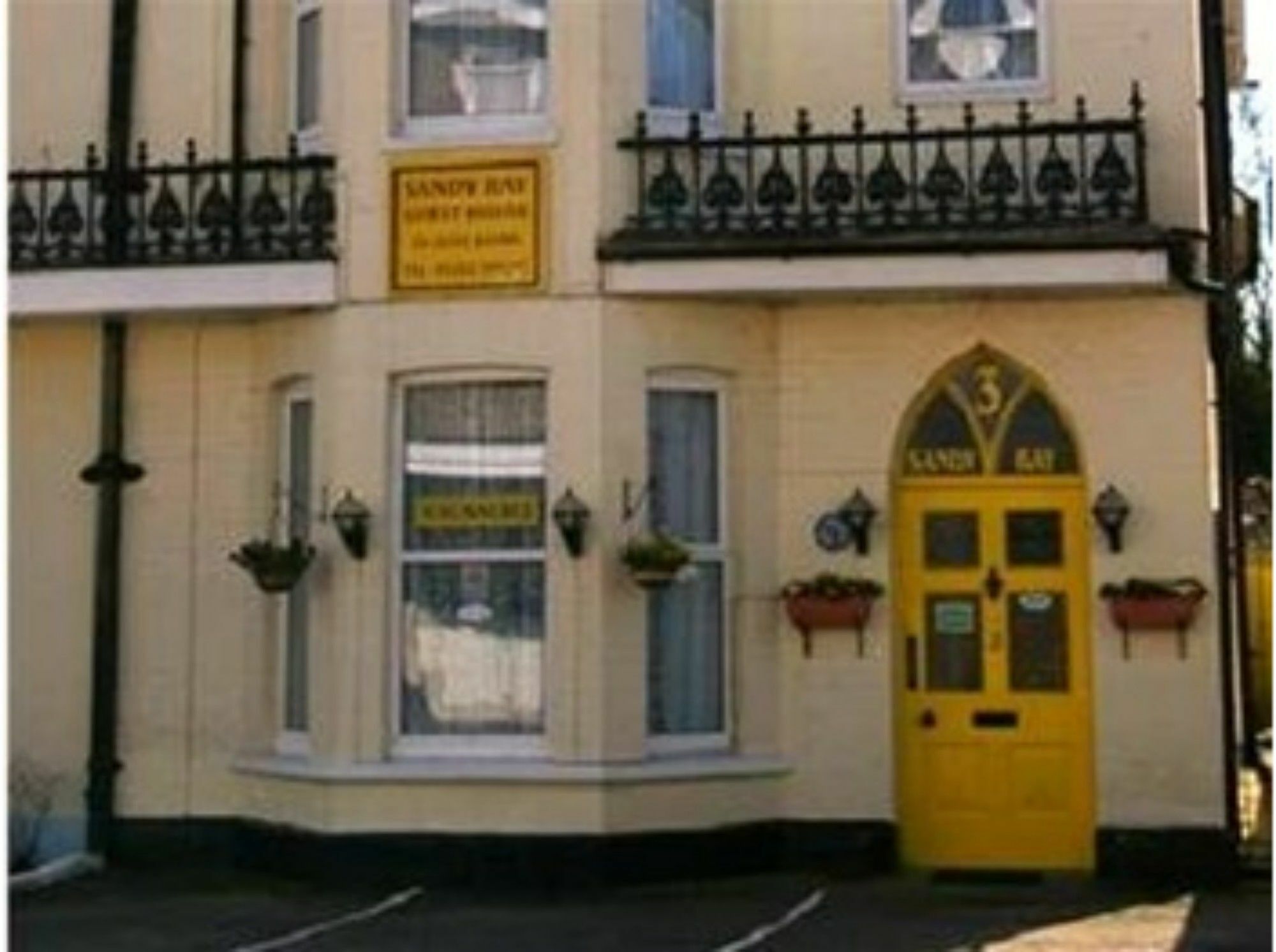 Sandy Bay Guest House Bournemouth Esterno foto
