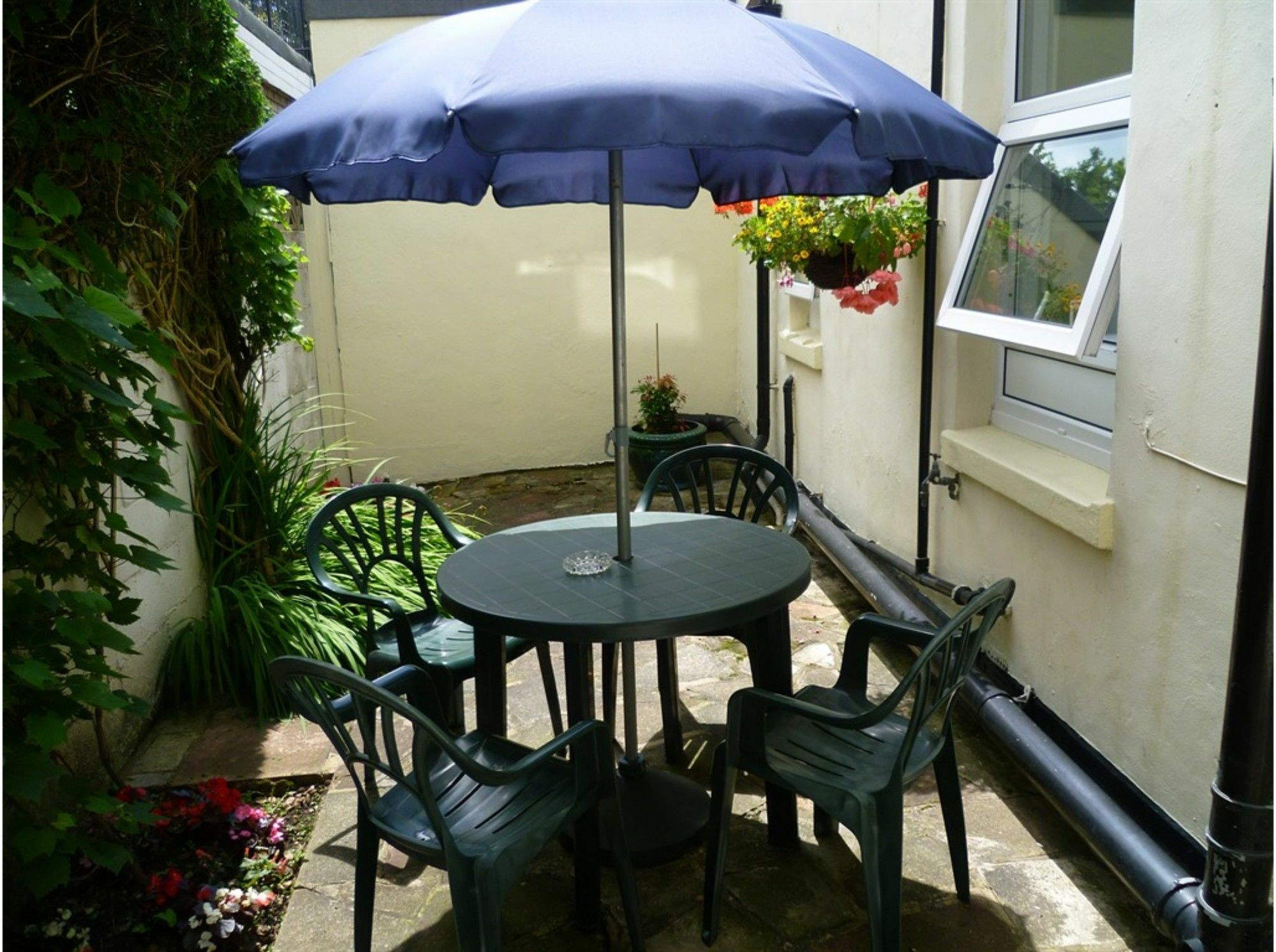 Sandy Bay Guest House Bournemouth Esterno foto